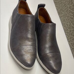 Johnston & Murphy Metallic Gray Women's Shoes